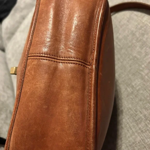 Vintage Coach City Bag #9790 – April 1992 – British Tan – Original Hang Tag - Picture 13 of 14